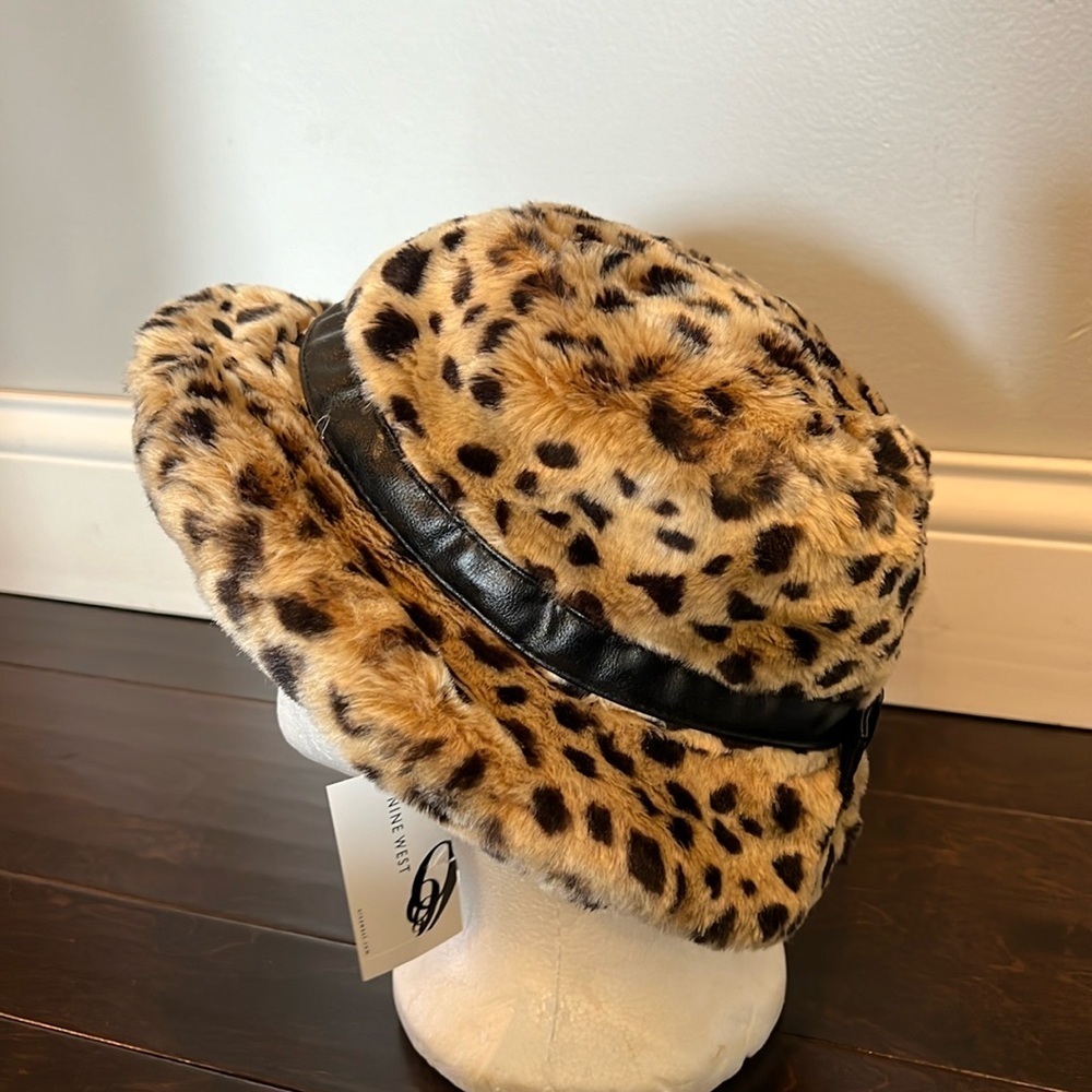 Nine West leopard faux fur bucket hat NWT